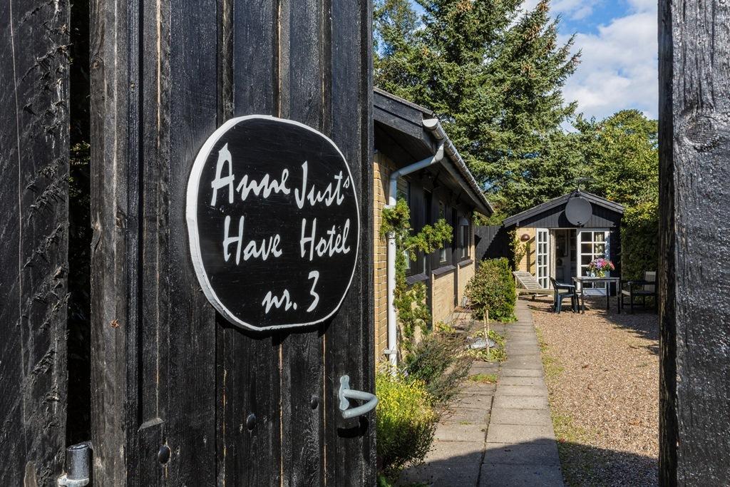 Anne Just's Havehotel Blokhus Eksteriør bilde